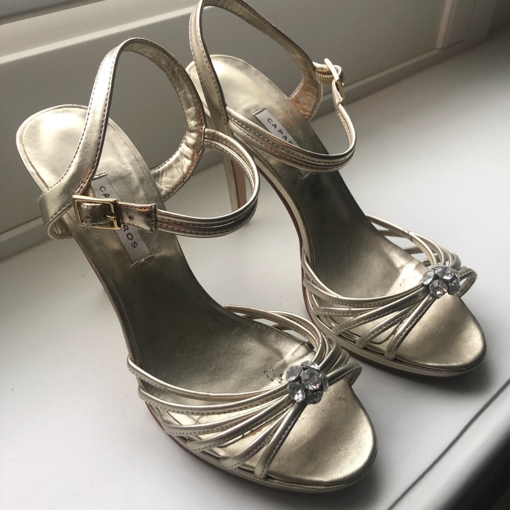 7.5 size Gently used women’s formal heels